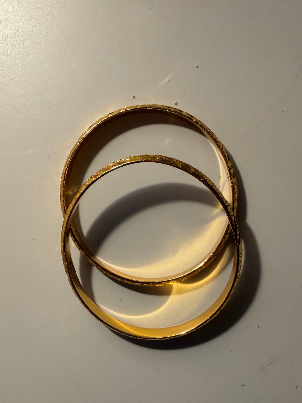 Gold bangles - Picture 2 of 2